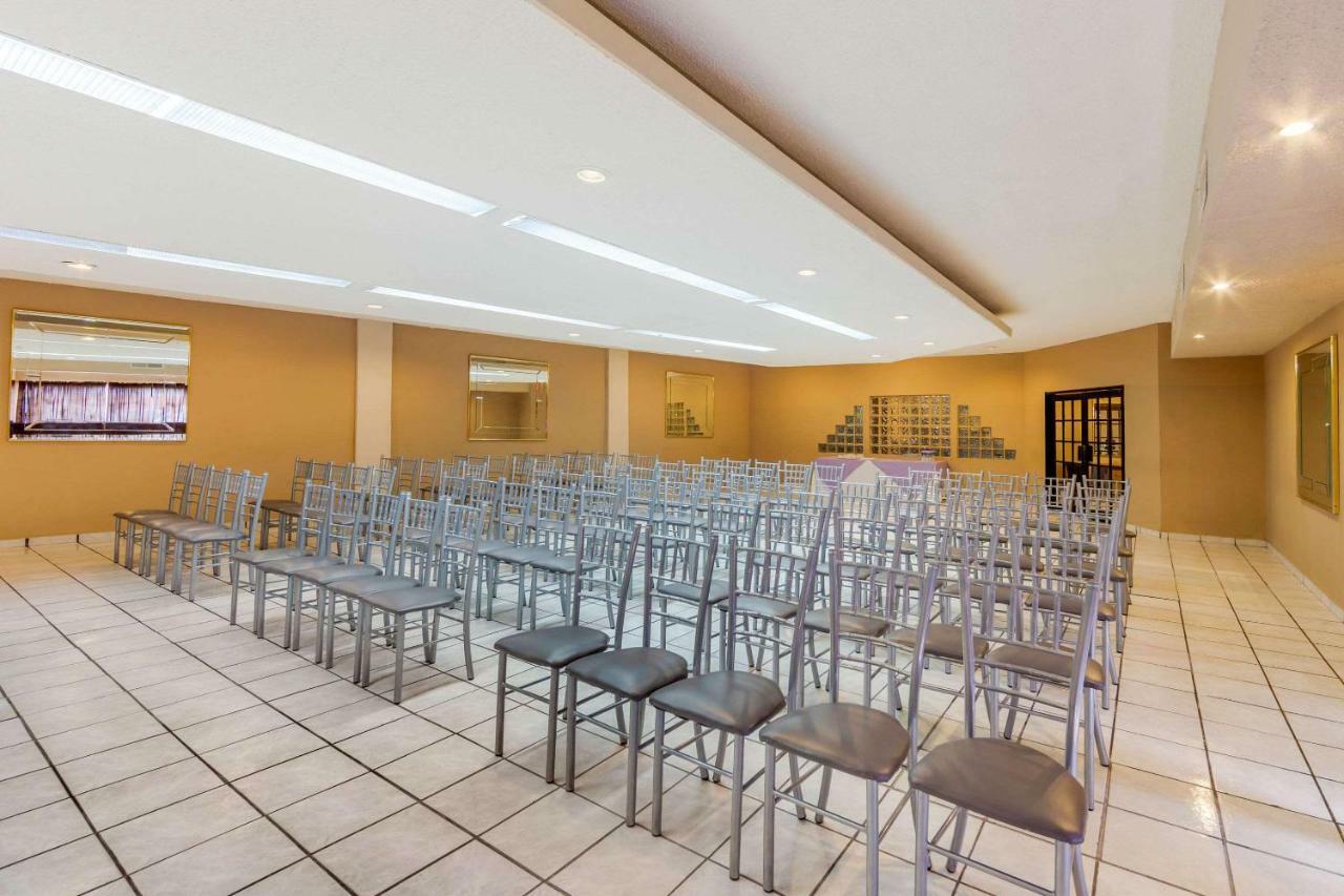 Quality Inn Piedras Negras Zewnętrze zdjęcie