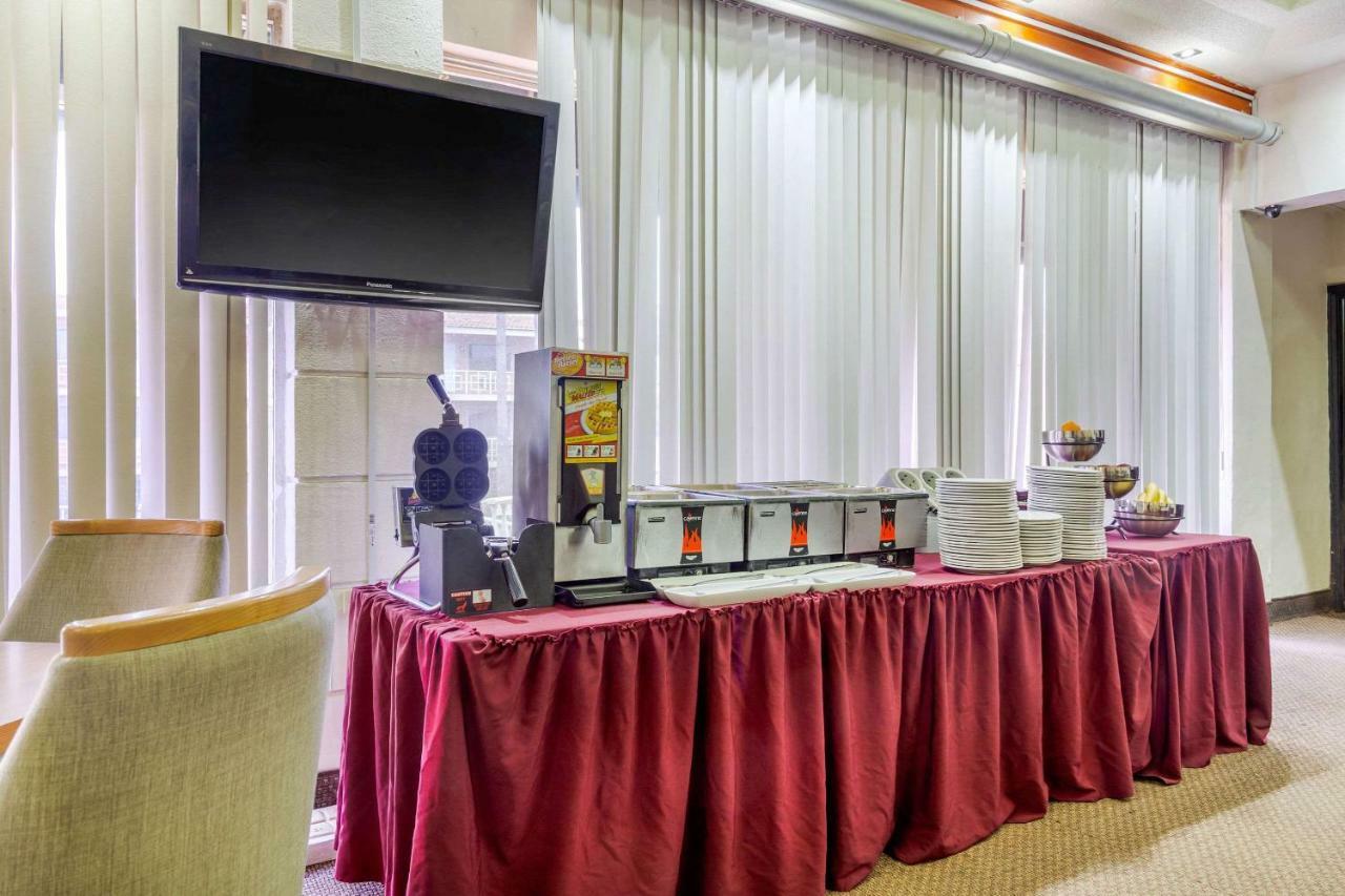 Quality Inn Piedras Negras Zewnętrze zdjęcie