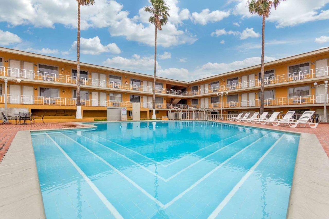 Quality Inn Piedras Negras Zewnętrze zdjęcie