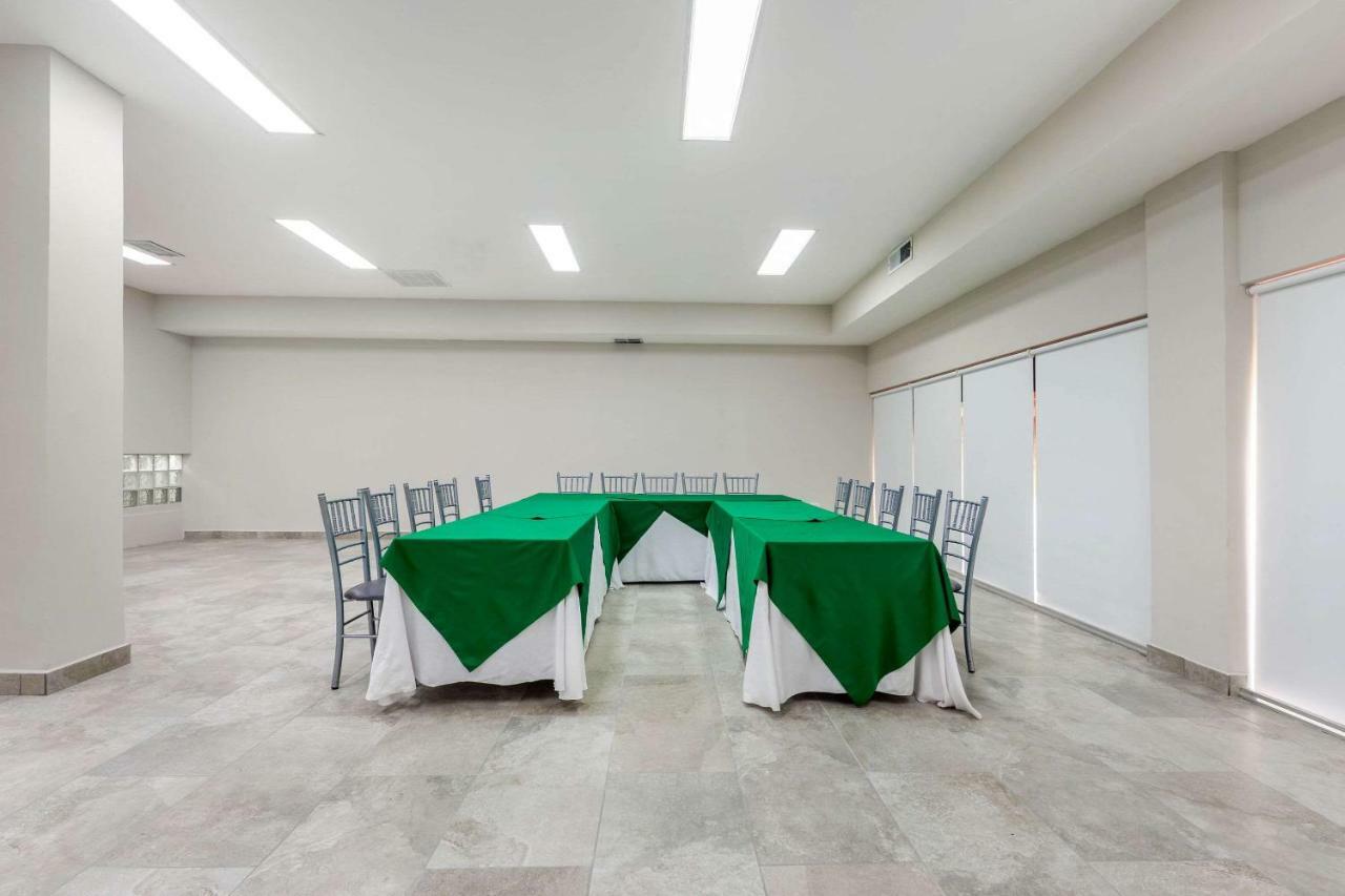 Quality Inn Piedras Negras Zewnętrze zdjęcie